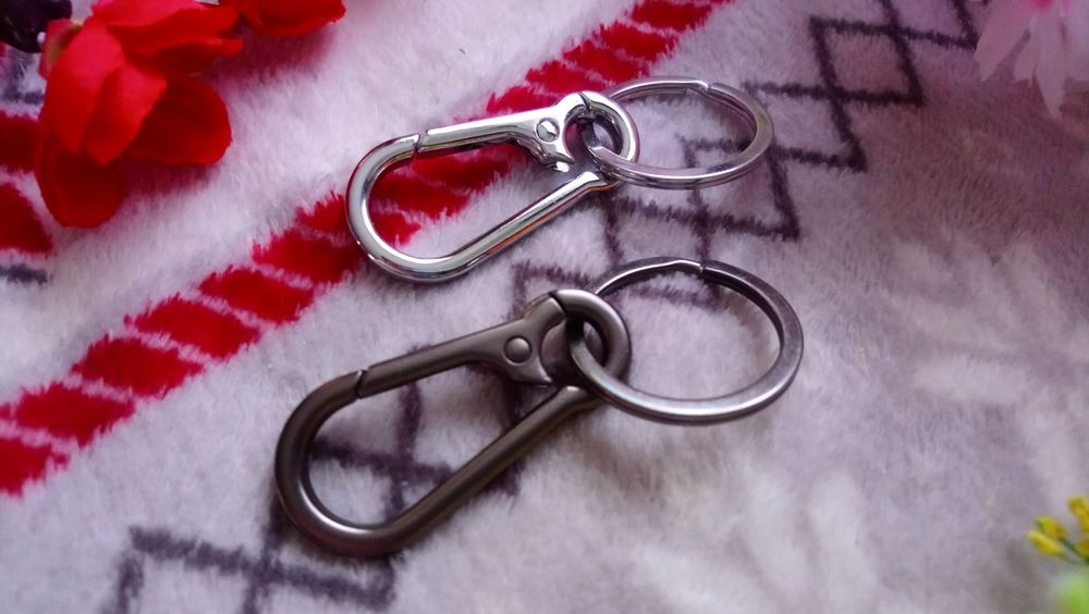 Brelok do kluczy masywny metalowy