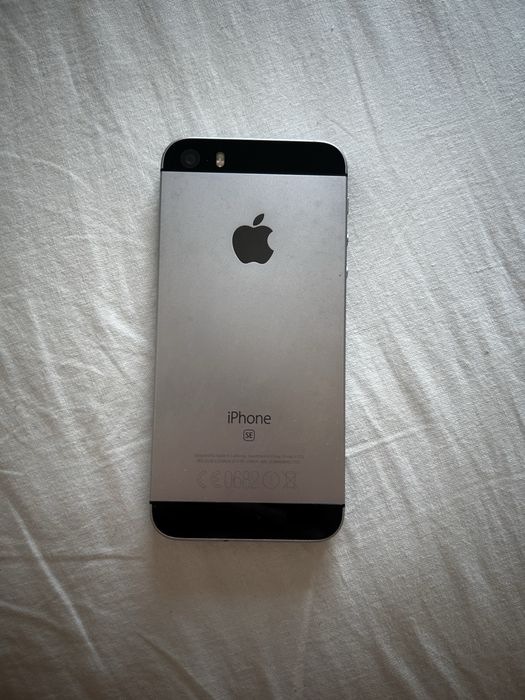 iphone se 2016 ZABLOKOWANY