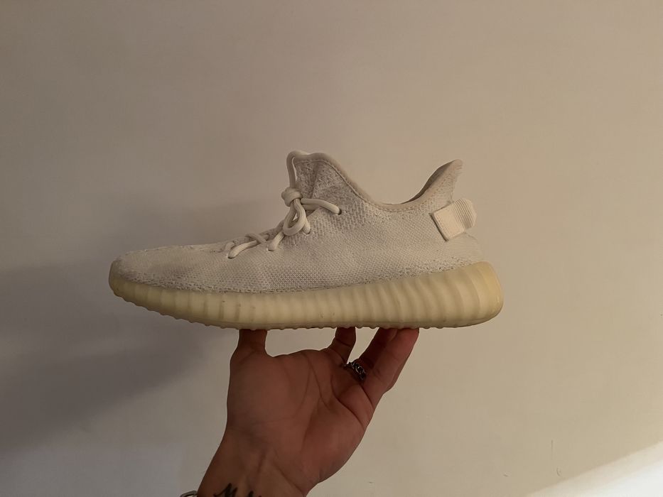 Yeezy Boost 350 V2