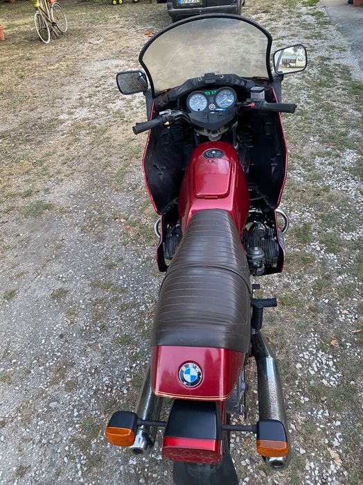 Moto BMW R65 com matrícula nacional