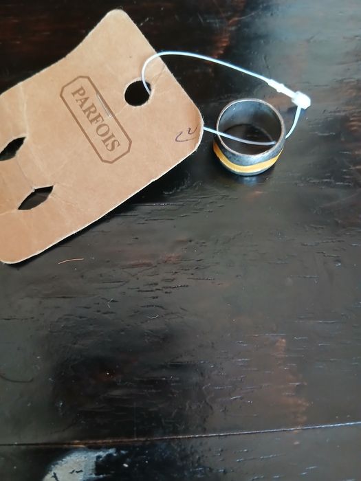 Conjunto de brincos e  anel