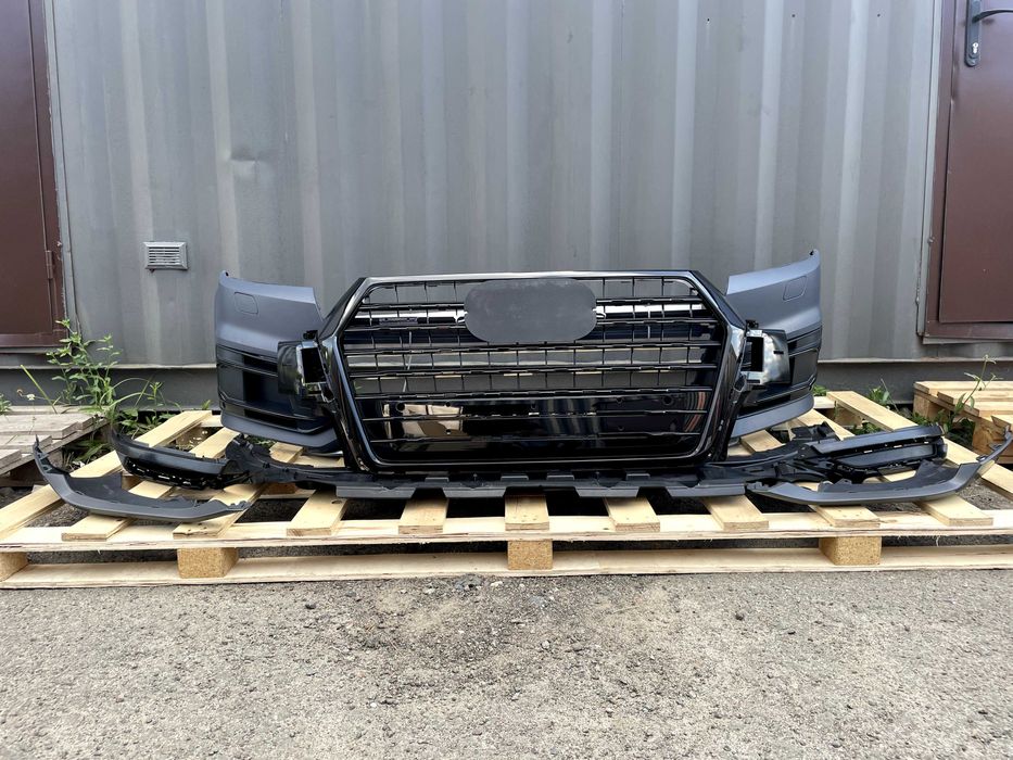 Передній бампер audi q7 4m/Audi Q7 4M/ауді ку7 2015-2019 Black +Захист