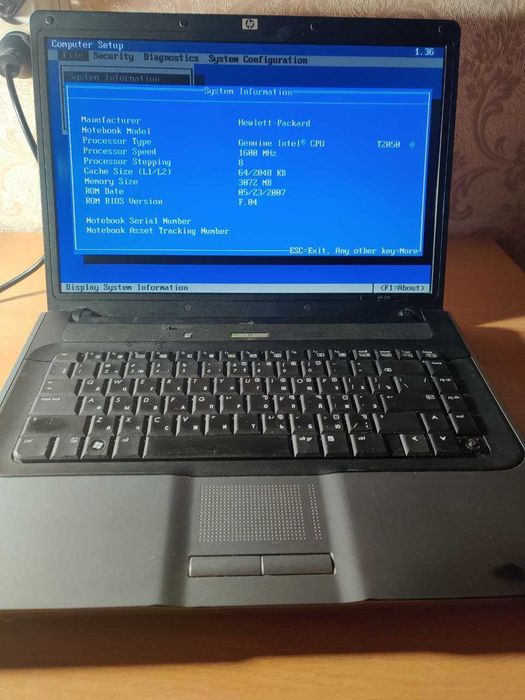 Продам ноутбук HP530 б/у