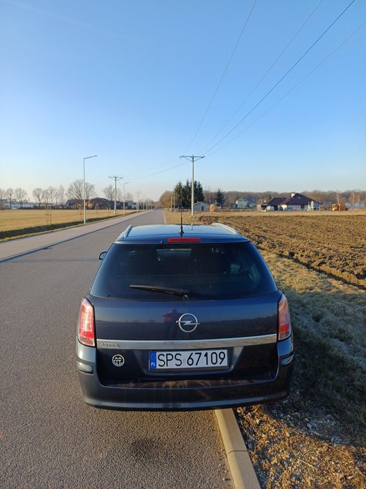 REZWRWACJA 5.03 -Opel Astra H Kombi, 2008, 230 tys km, 1,8 benzyna/LPG