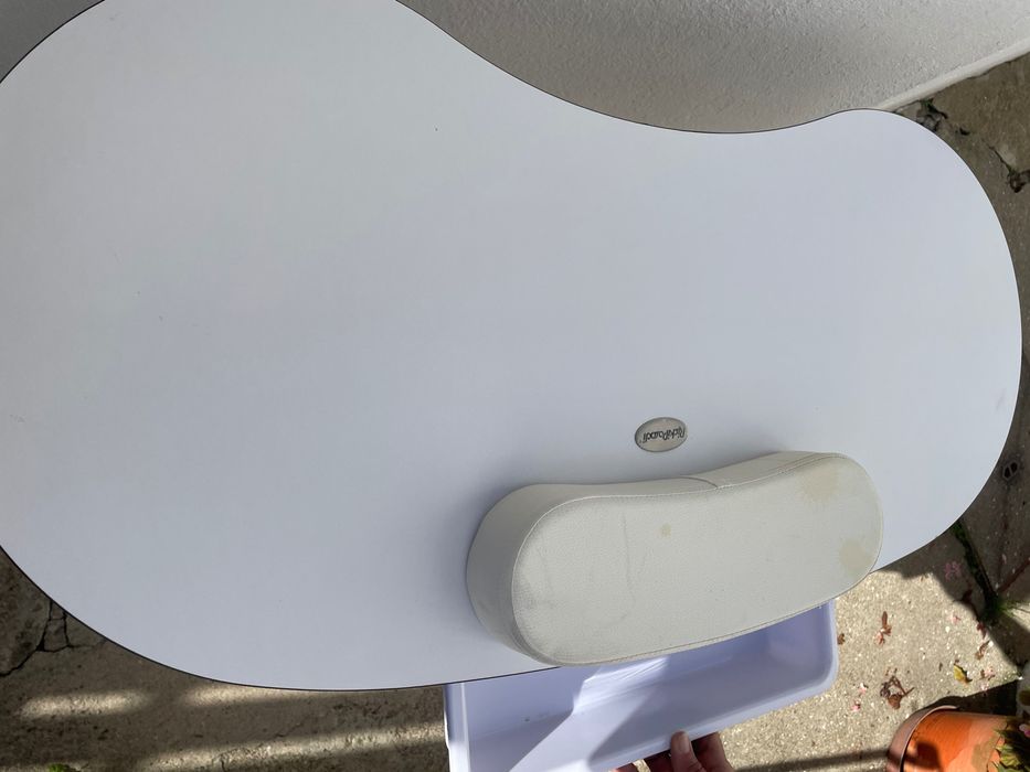 Mesa de unhas rickiparodi