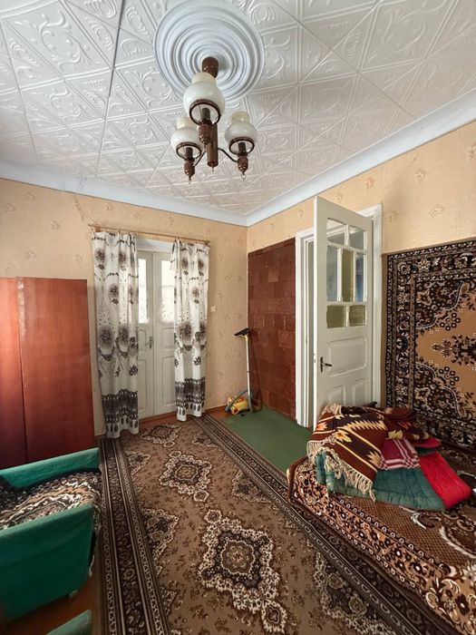 Продам будинок  25 км. до міста Камʼяць-Подільський.