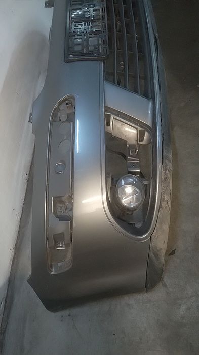 " Golf V Plus zderzak przedni LA7T