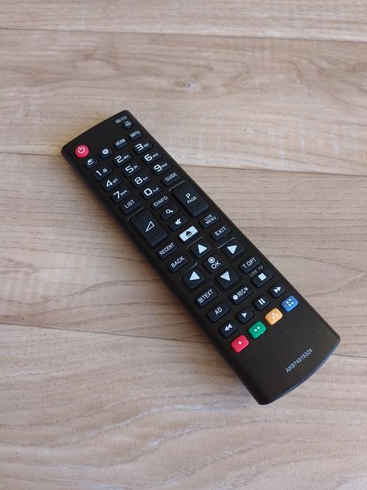 Pilot LG. Nowy, porządnej jakości. Smart/4K i inne.
