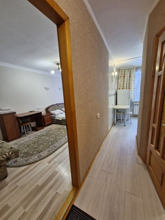 З 20.02.Бронюю.1 -но кімнатна Героїв Майдану 63 а