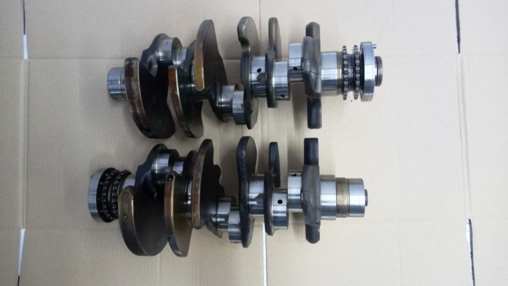 Коленвал колінвал 3.0 TFSI Audi Q7 Q5 06E105101AA 06E105101AD
