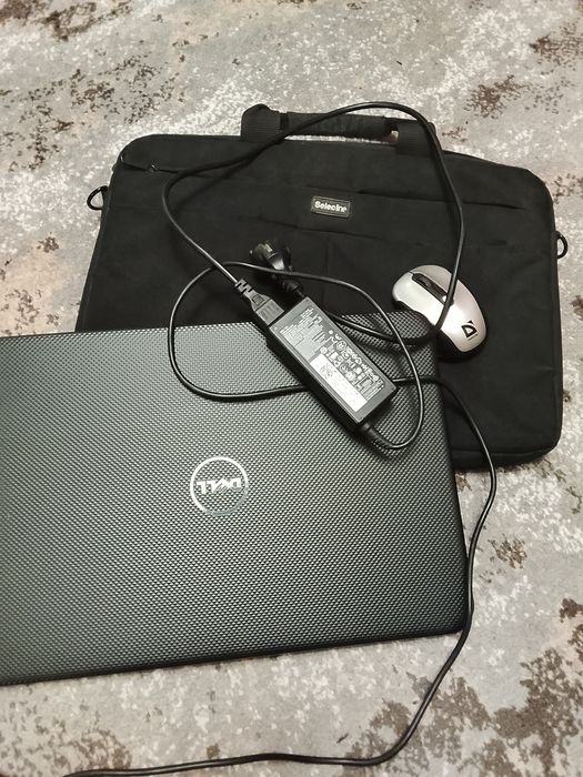 Ноутбук Dell Inspiron 3521
