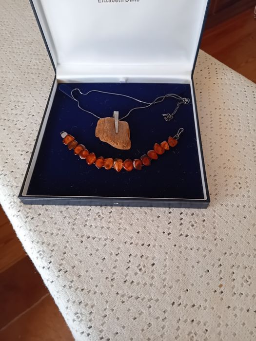 Komplet z bursztynu cena ost.