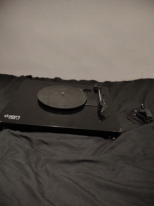 Gramofon USB Ion Pure LP