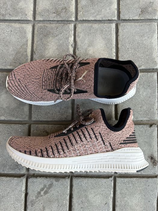 Кросівки Puma AVID evoKNIT