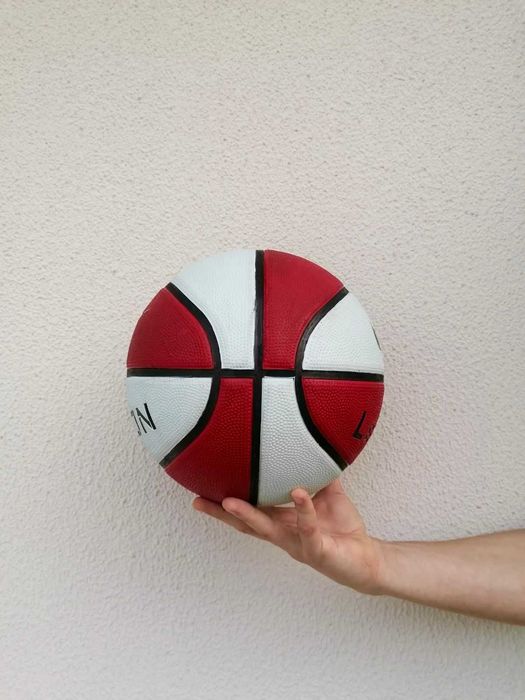 Bola Basquetebol NOVA - Nike LeBRON - RARA - NEGOCIÁVEL