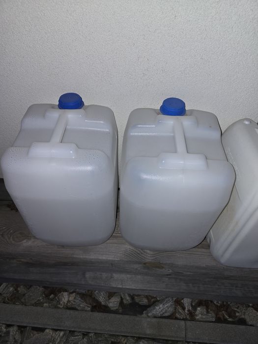 Kanister na paliwo  bańka 20 l litrów  za 10 zł