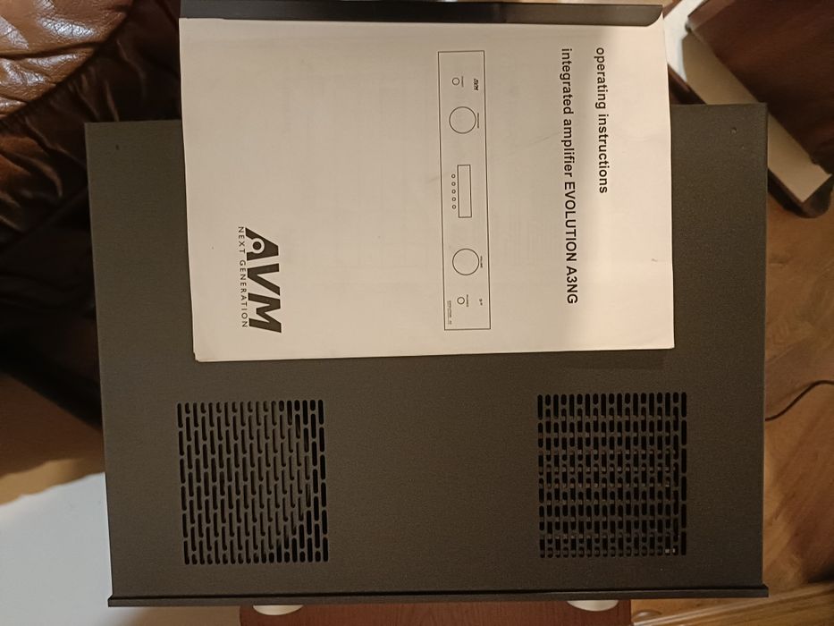 WzmacniaczAVM Evolution a 3ng +pilot top stan