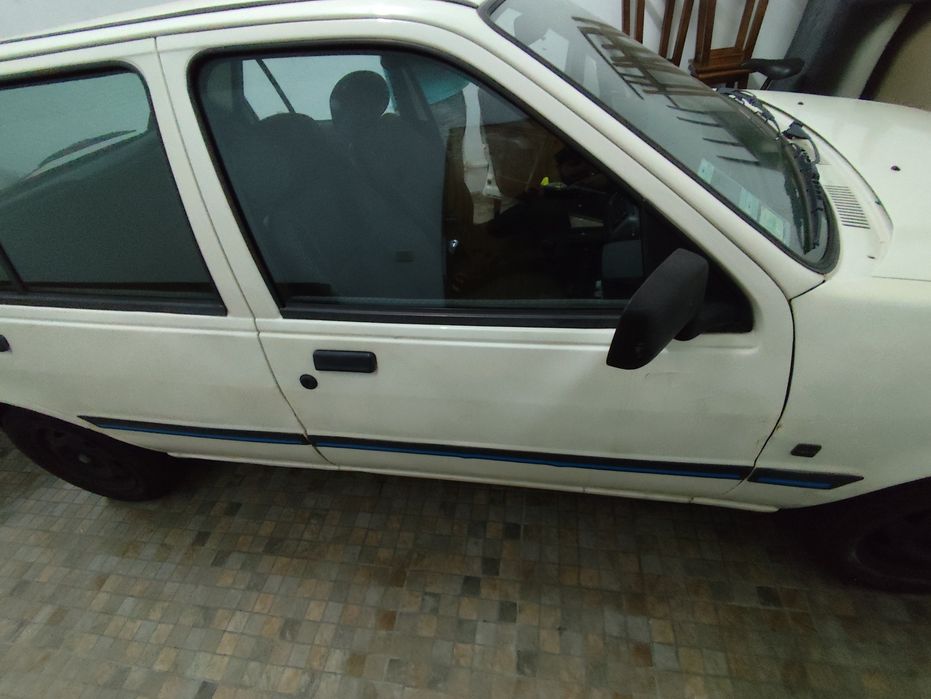 Ford Fiesta 1.1 (FAJ) 1993