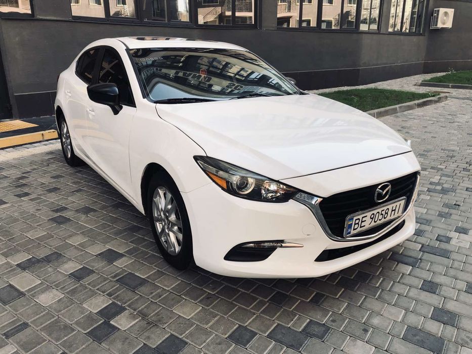 Продажа Mazda3 полная комплектация
