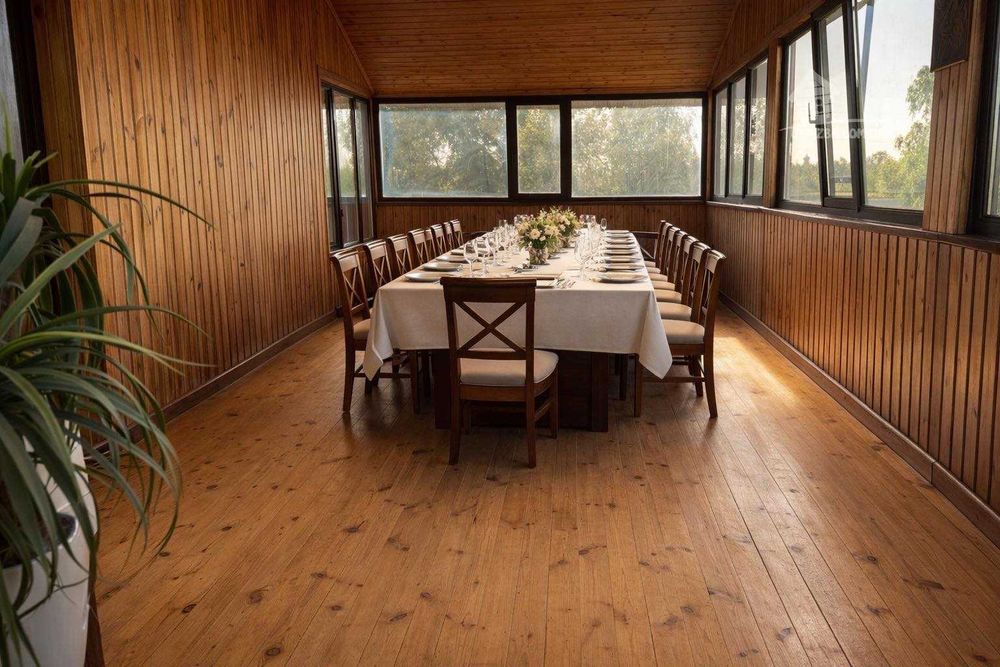 Київ. Подобово. Сауна, більярд, озеро, басейн. 4 спальні, Генератор.