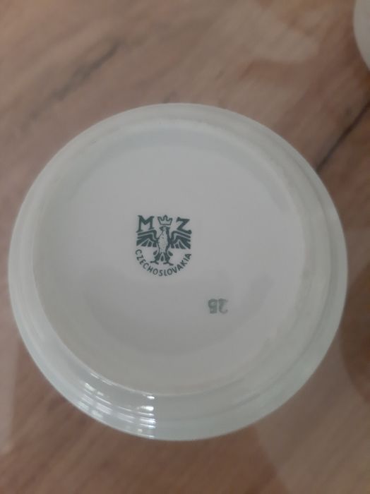 Dzbanek, mlecznik i cukiernica