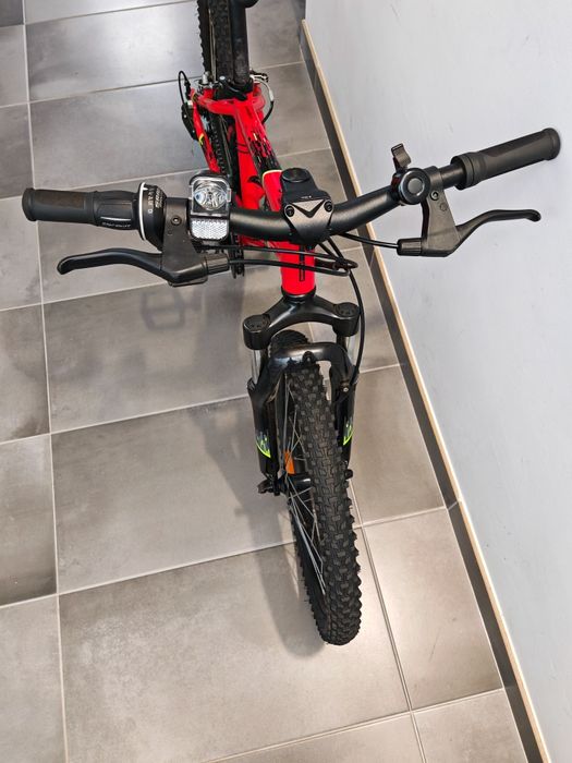 Bicicleta ROCKRIDER criança