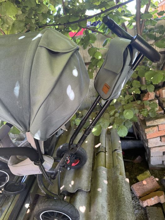 Дитячий велосипед з ручкою