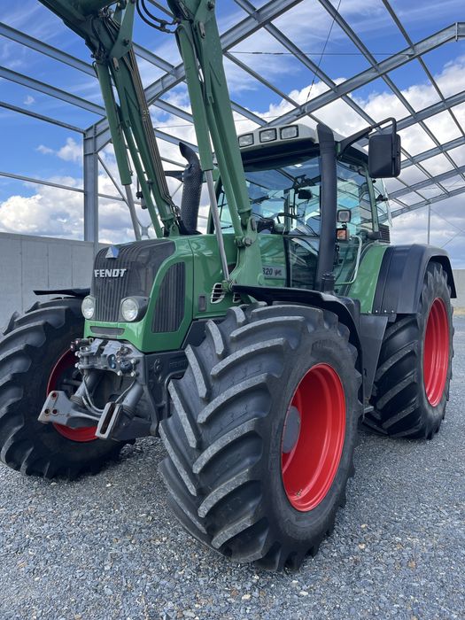 Fendt 820 com3 (718,716) ładowacz Fendt z Niemiec 2011r, 1 właściciel