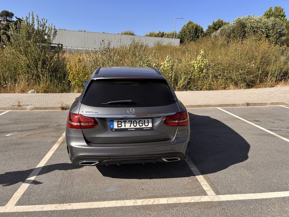 Mercedes-Benz C 300 — fotografia 11
