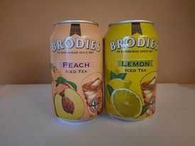Lote de 80 latas de bebidas diversas - Nestea, Brodies, Segafredo, entre outras