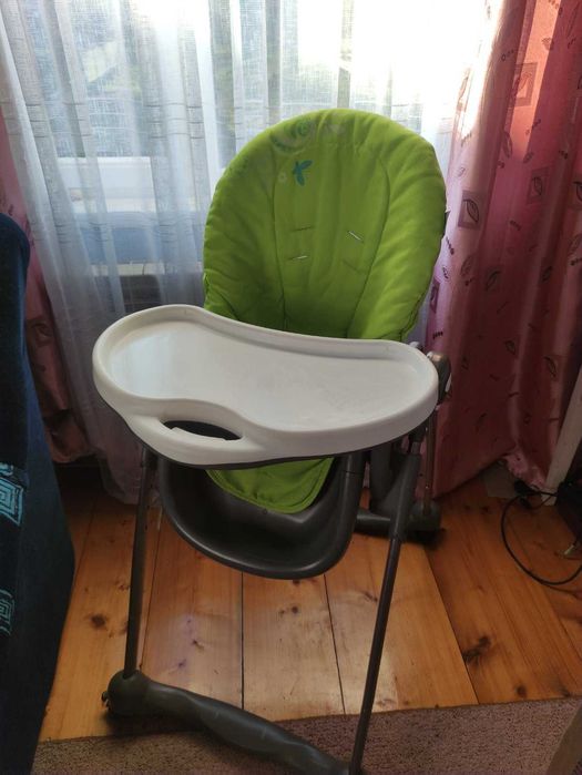 Крісло для годування