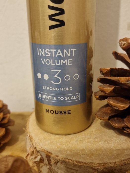 Pianka do włosów dodająca objętości wellaflex