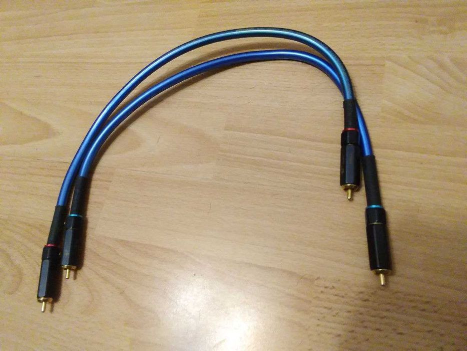 Межблочный кабель Neotech NEI-3007 Solid