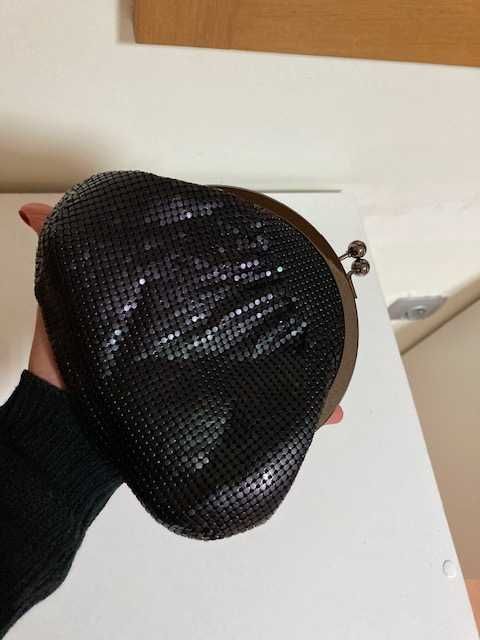 Clutch com lantejoulas preta - NOVA