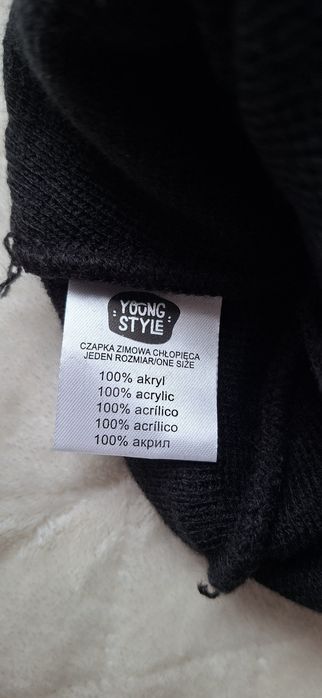 Czapka zimowa chłopięca rozmiar uniwersalny  czarna