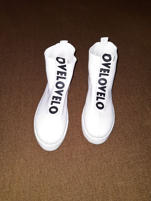 Кроссовки - носки.