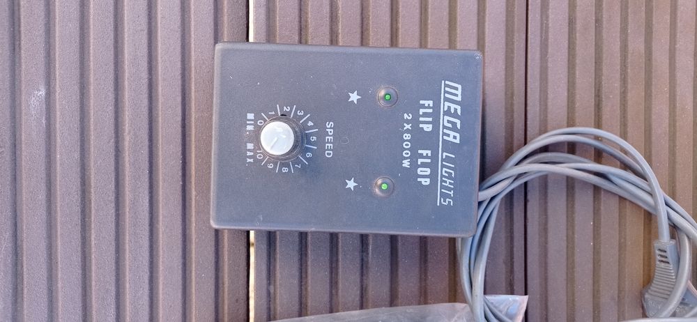 MEGA LIGHTS-flip flop-2X800W