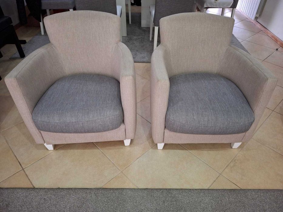 Sofás em bom estado