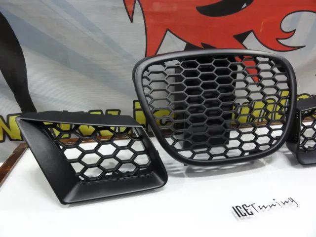 Kit 3 Grelhas (Frontal e laterais) em favo de mel para Seat Ibiza 6L 2002-2008 tipo Cupra em plástico