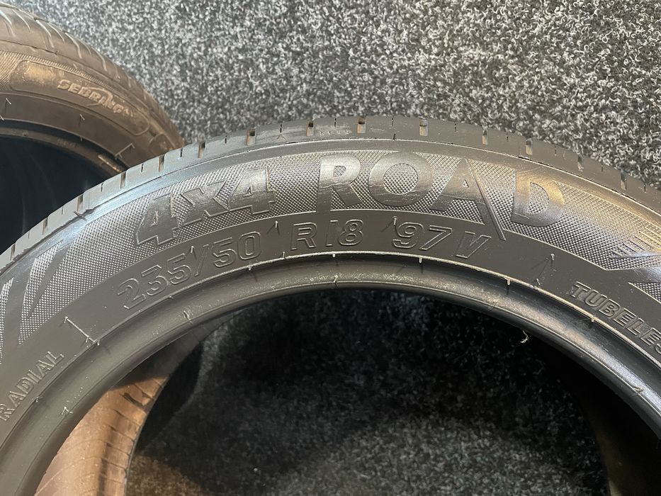 Sebring 235/50R18 701 4x4 ROAD