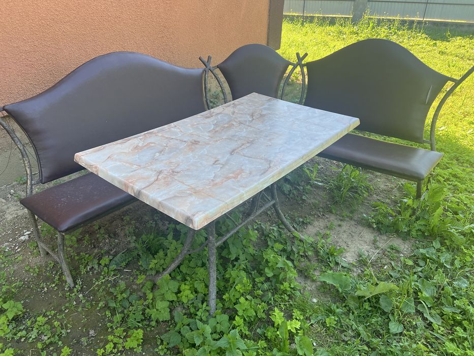 Продаються ковані меблі