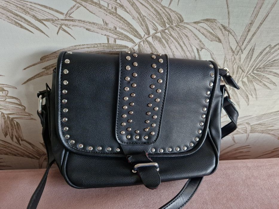 Torebka damska z dżetami