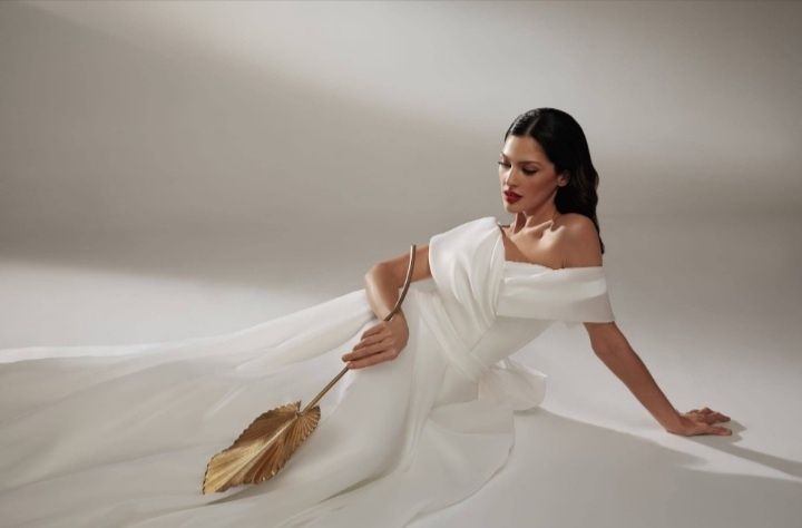 Весільна сукня або сукня для фотосесії