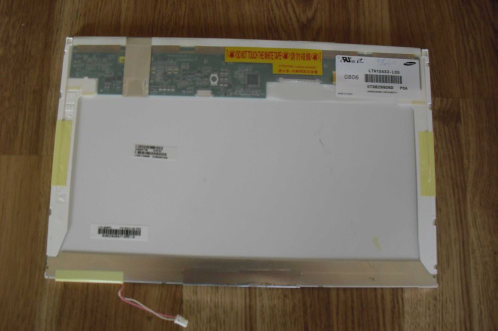 Ecrân LCD CCFL 15.4"429592787467653121