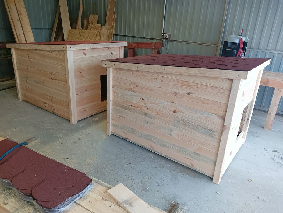 Buda dla psa duża ocieplona porządna