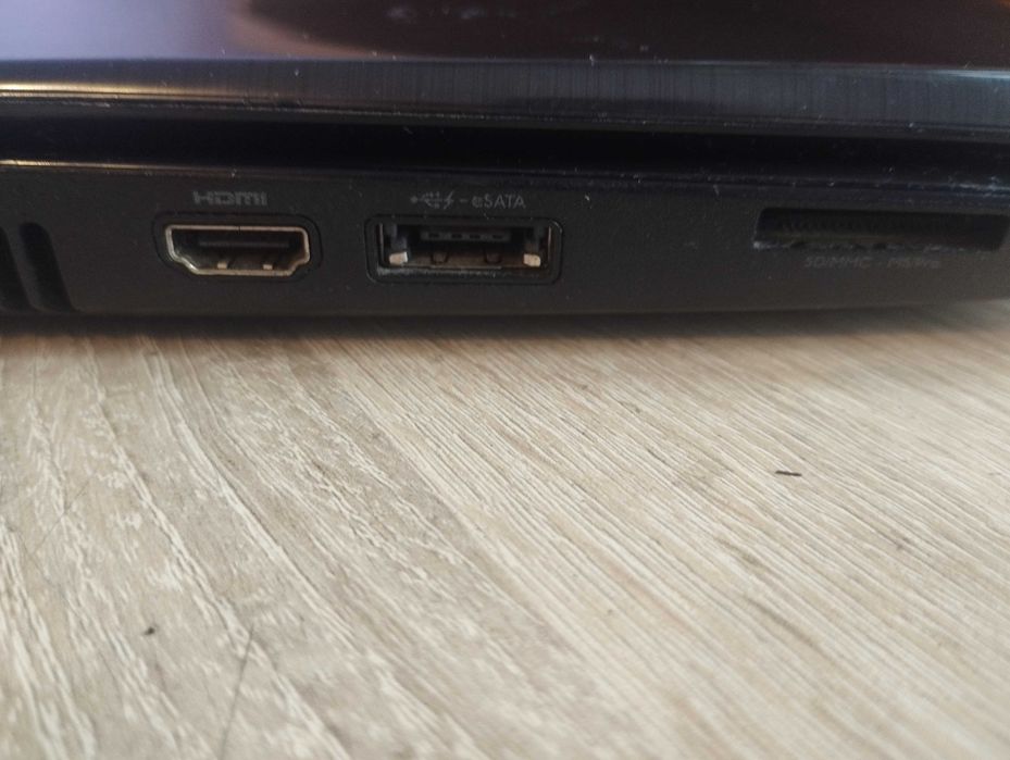 Ноутбук от  DELL