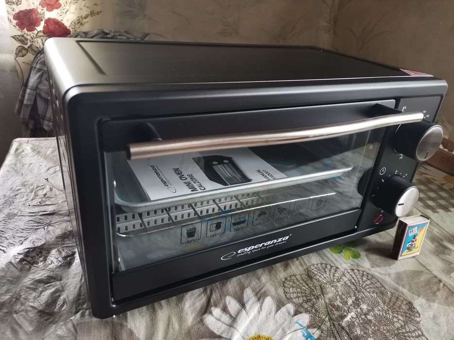 Продам электродуховка объем 10л.(!),не использовалась,продаю за ненадобностью