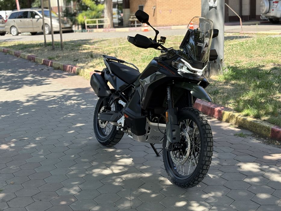 Мотоцикл CFMOTO 1000MT-X