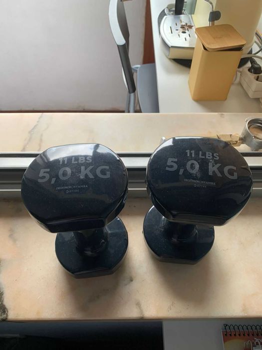 Halteres Fitness 5kg + Tapete ginástica e Pilates