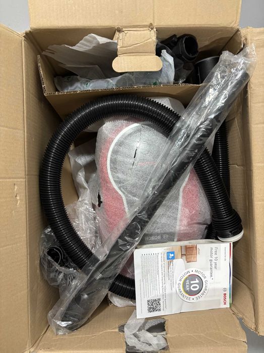 Aspirador sem Saco BOSCH BGS7PET Série 8 ProAnimal